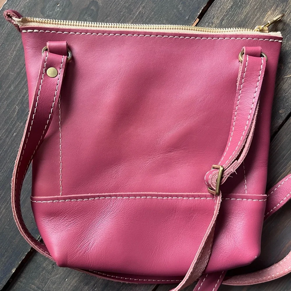 Portland Leather Rose Festival Crossbody Bag - Picture 2 of 5
